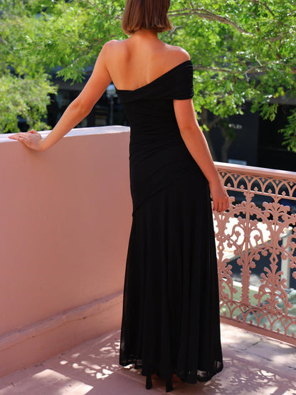 Abito Maxi Elegante Senza Spalline in Rete Arricciato e Stretch