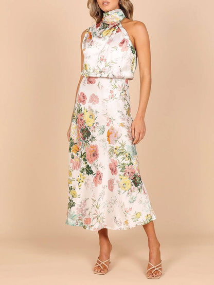 Abito Maxi con Scollo Halter e Vita Elastica a Fiori