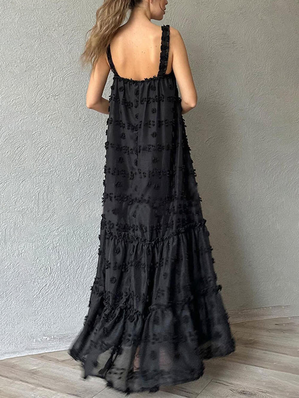 Abito Maxi A-Line Svasato con Decorazioni Floreali
