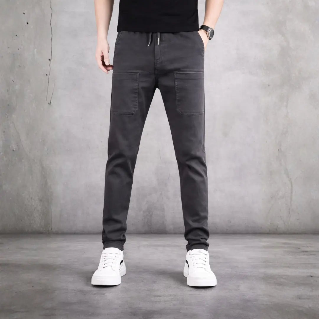 Il Pantalone che gli Uomini Indossano 7 Giorni su 7