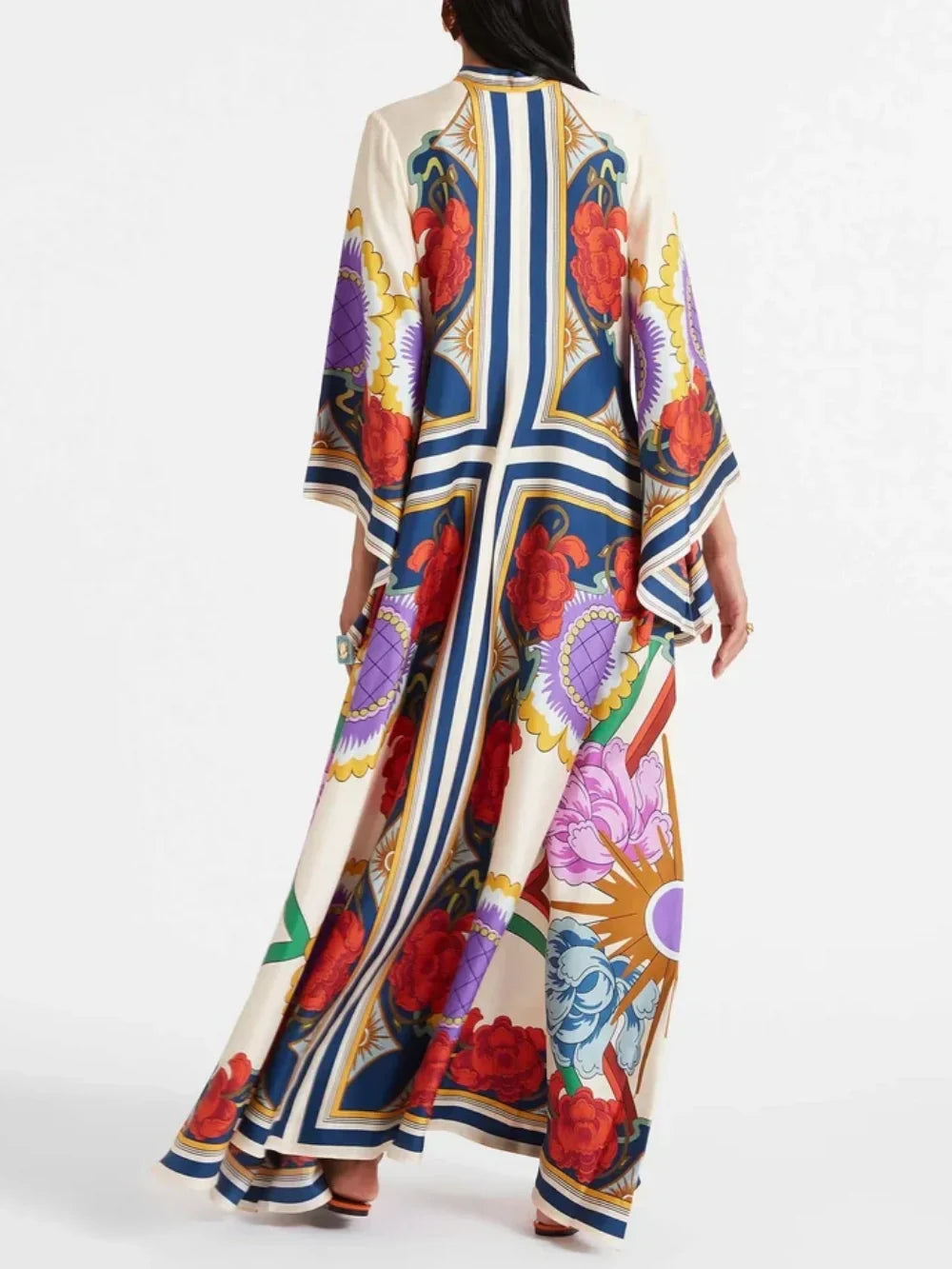 Maxi Dress con Maniche a Cascata Drappeggiate e Stampa Floreale Squisita